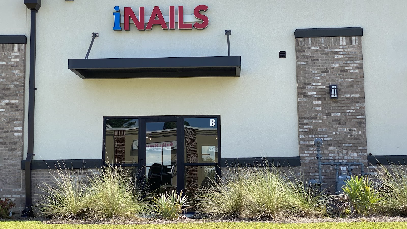 iNAILS nail photo 5